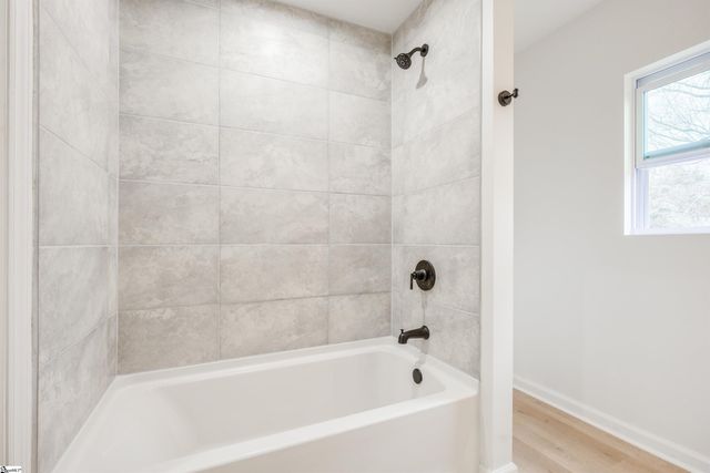 325 Hillcrest Circle, Anderson, SC 29624