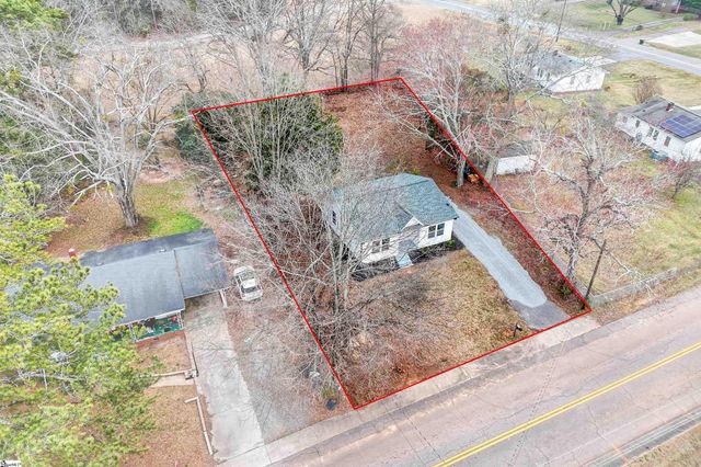 325 Hillcrest Circle, Anderson, SC 29624