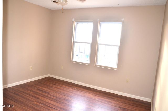 214 East Ravine Road, Kingsport, TN 37660