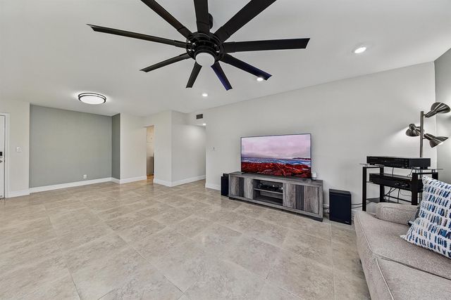 9 NE 19th Court C112, Wilton Manors, FL 33305