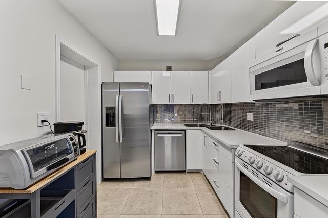 9 NE 19th Court C112, Wilton Manors, FL 33305