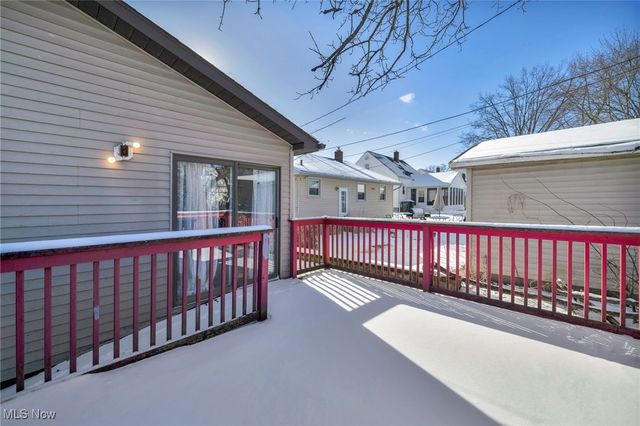 217 Tyler Avenue, Cuyahoga Falls, OH 44221