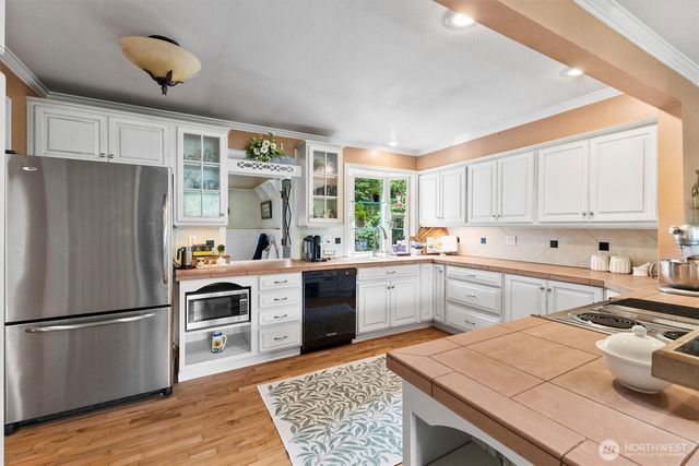 10311 Lundeen Parkway, Lake Stevens, WA 98258