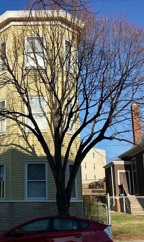 756 Saratoga St 1, Boston, MA 02128