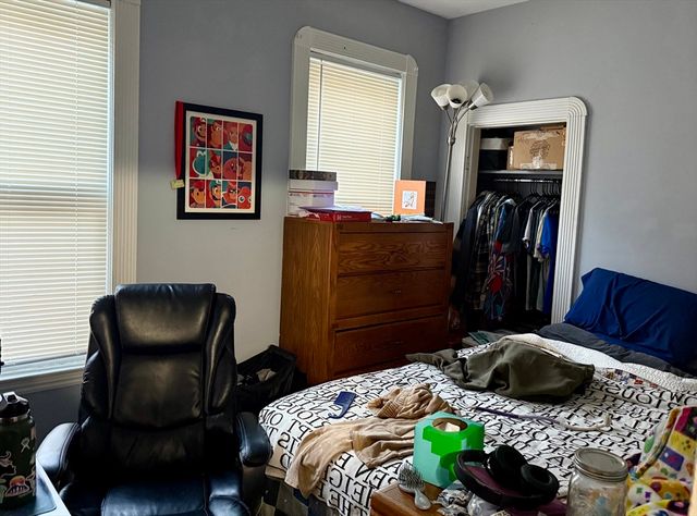 756 Saratoga St 1, Boston, MA 02128