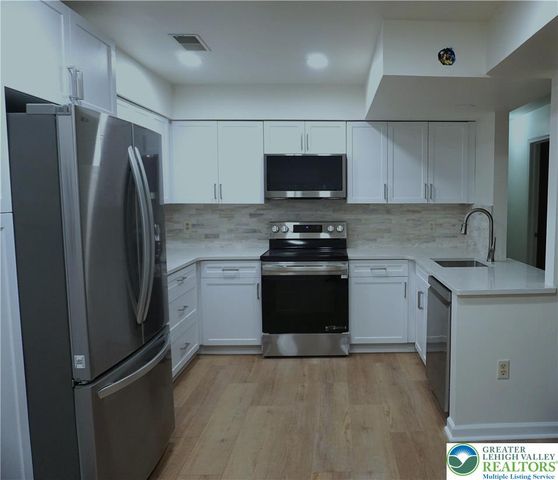 4651 Cheryl Drive, Hanover Twp, PA 18017