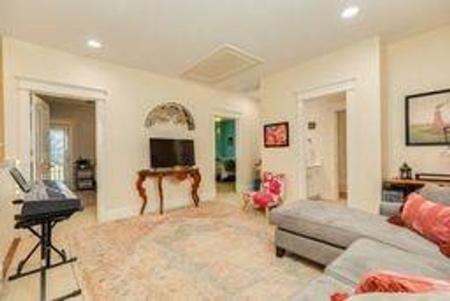 110 Island Passage, Galveston, TX 77554