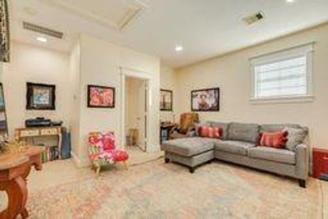 110 Island Passage, Galveston, TX 77554