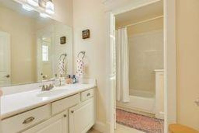 110 Island Passage, Galveston, TX 77554