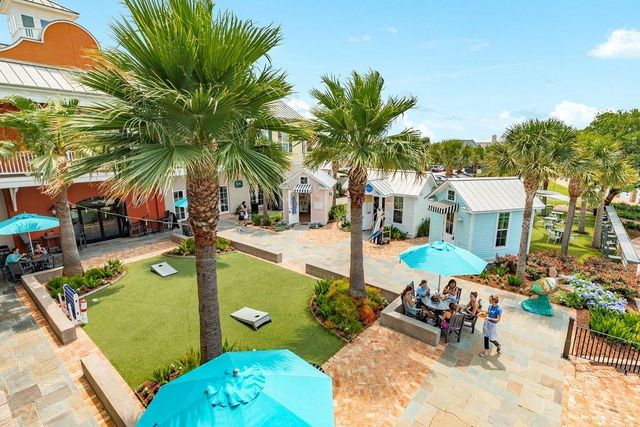 110 Island Passage, Galveston, TX 77554