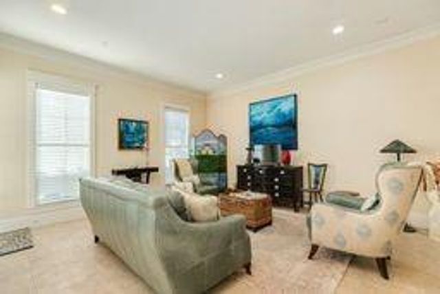 110 Island Passage, Galveston, TX 77554