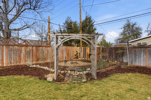 321 E 6240 S, Murray, UT 84107