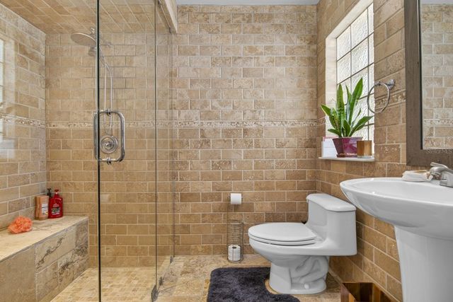 608 VANDERBAKER ROAD, Temple Terrace, FL 33617