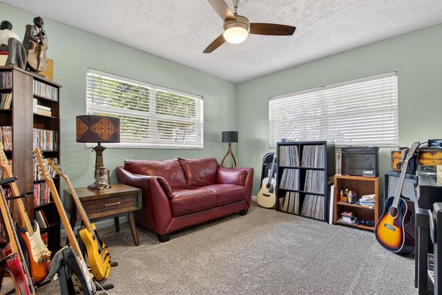 608 VANDERBAKER ROAD, Temple Terrace, FL 33617