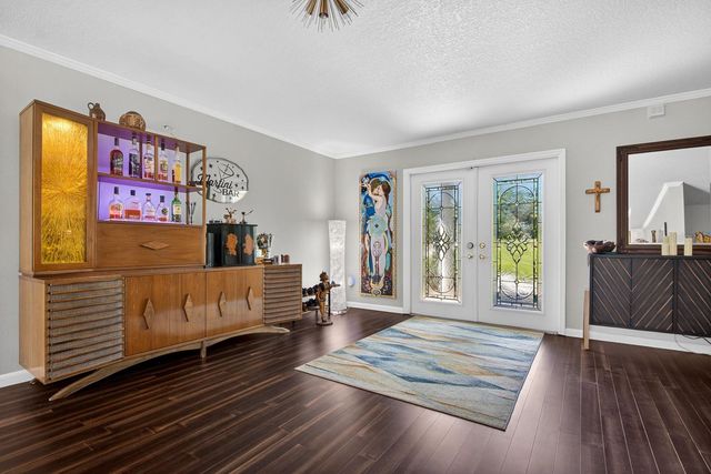 608 VANDERBAKER ROAD, Temple Terrace, FL 33617