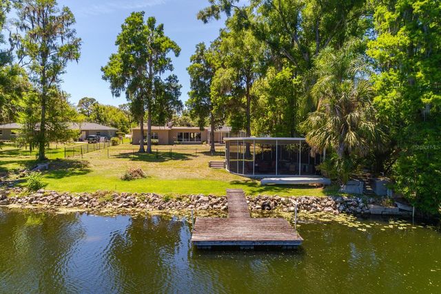 608 VANDERBAKER ROAD, Temple Terrace, FL 33617