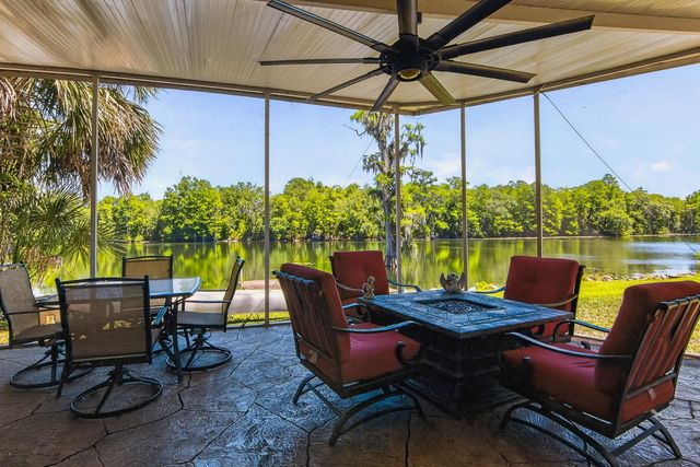 608 VANDERBAKER ROAD, Temple Terrace, FL 33617