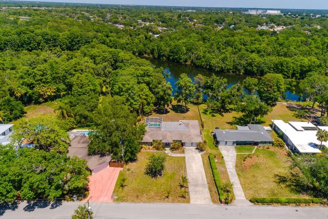 608 VANDERBAKER ROAD, Temple Terrace, FL 33617