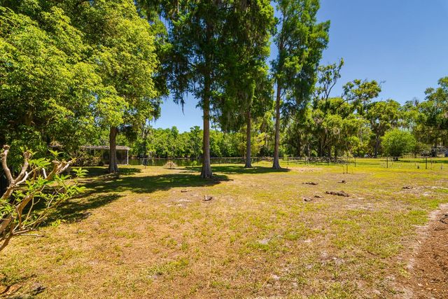 608 VANDERBAKER ROAD, Temple Terrace, FL 33617