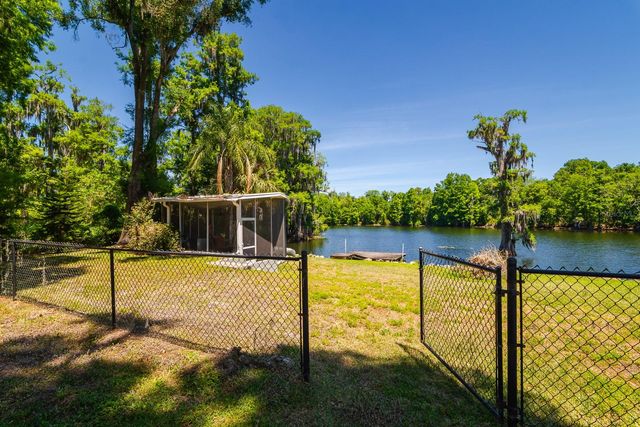 608 VANDERBAKER ROAD, Temple Terrace, FL 33617