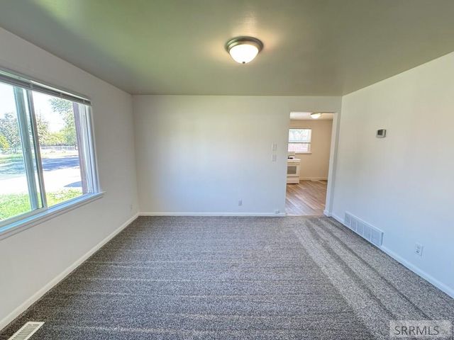 112 Topaz, Blackfoot, ID 83221