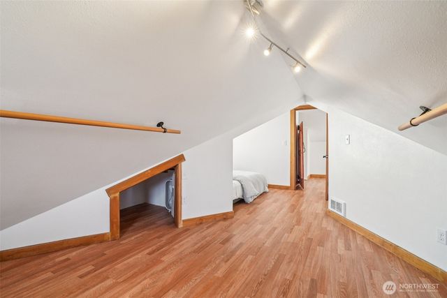 851 NW 56th Street, Seattle, WA 98107