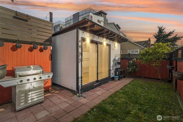 851 NW 56th Street, Seattle, WA 98107