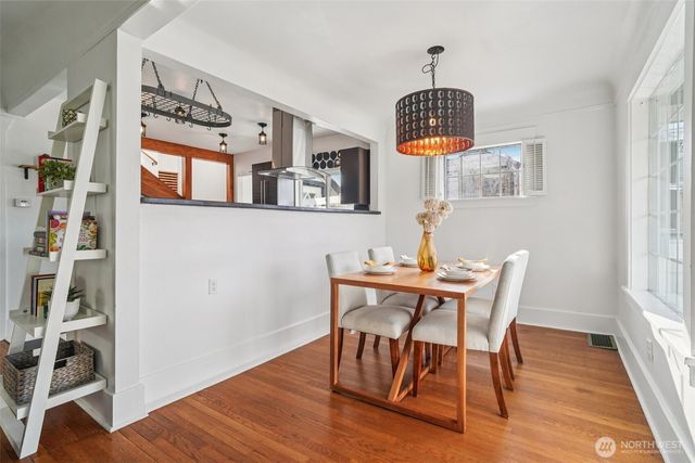 851 NW 56th Street, Seattle, WA 98107