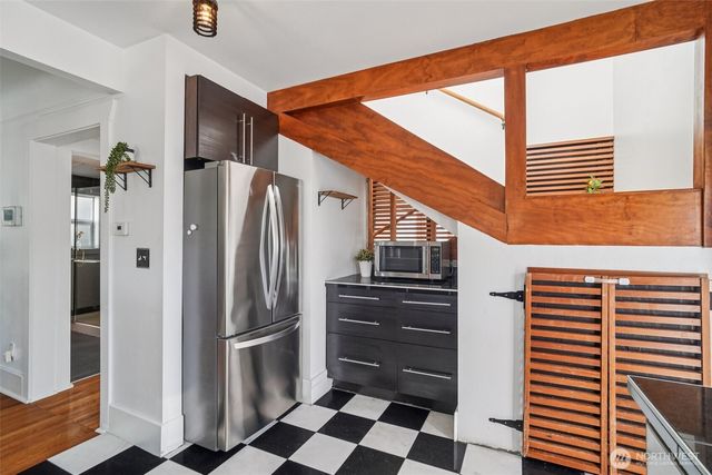 851 NW 56th Street, Seattle, WA 98107