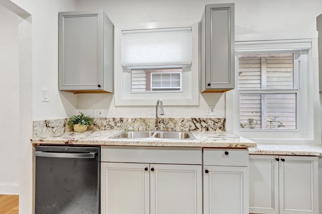 409 U St, Sacramento, CA 95818