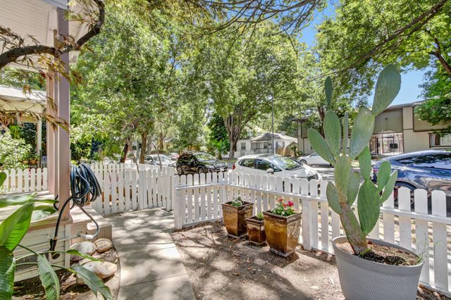 409 U St, Sacramento, CA 95818