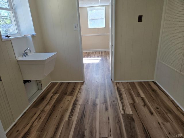 1305 Lee Drive, Farmville, VA 23901