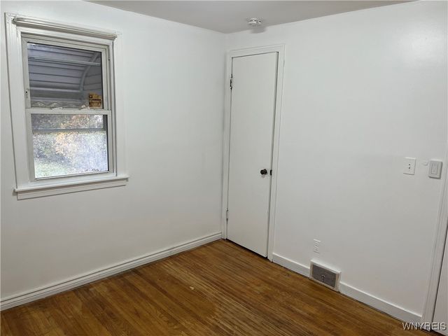 368 Grover Cleveland Highway, Amherst, NY 14226