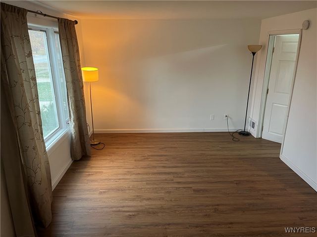 368 Grover Cleveland Highway, Amherst, NY 14226