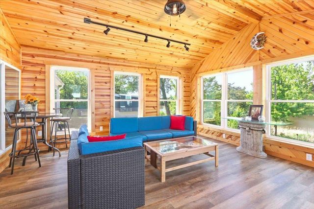 W5510 Oxbow Trail, Princeton, WI 54968