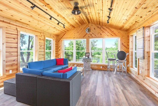 W5510 Oxbow Trail, Princeton, WI 54968