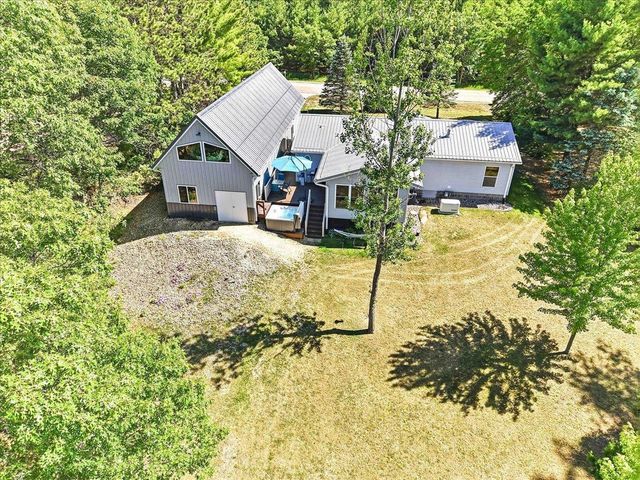 W5510 Oxbow Trail, Princeton, WI 54968