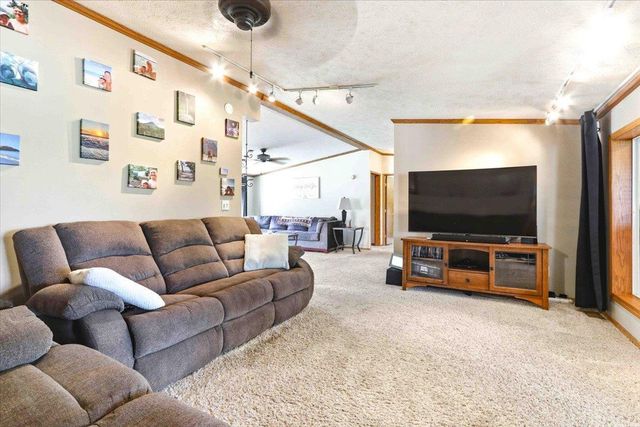 W5510 Oxbow Trail, Princeton, WI 54968