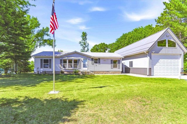W5510 Oxbow Trail, Princeton, WI 54968