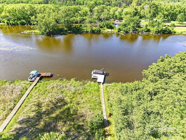 W5510 Oxbow Trail, Princeton, WI 54968
