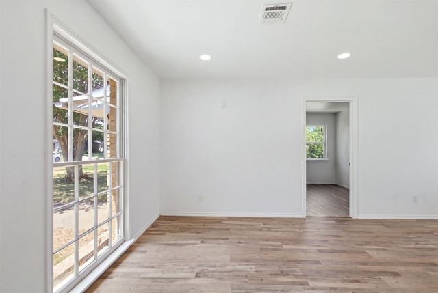 1219 Daisy Lane, Irving, TX 75061