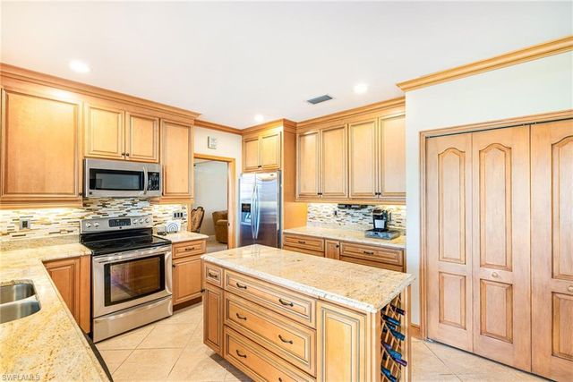 13356 Highland Chase PL, Fort Myers, FL 33913