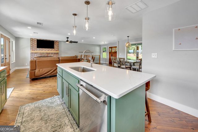216 Quail Trail, Jackson, GA 30233