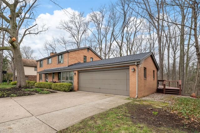 703 Comings Avenue, Saint Joseph, MI 49085