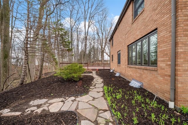 703 Comings Avenue, Saint Joseph, MI 49085