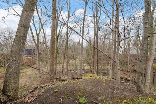 703 Comings Avenue, Saint Joseph, MI 49085