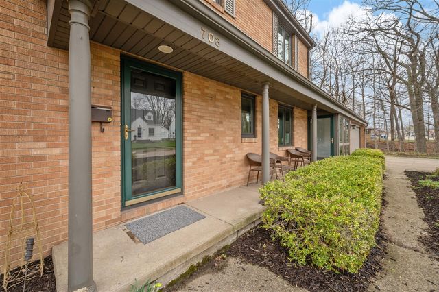 703 Comings Avenue, Saint Joseph, MI 49085