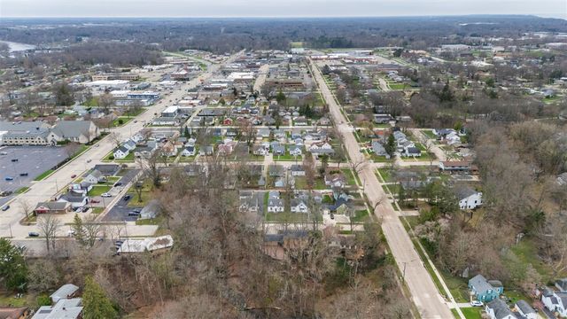 703 Comings Avenue, Saint Joseph, MI 49085