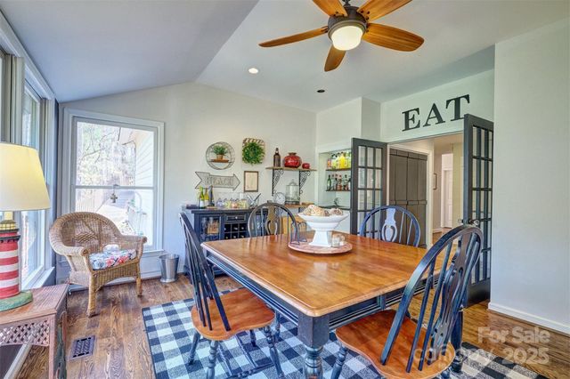 10 Weatherly Way, Lake Wylie, SC 29710