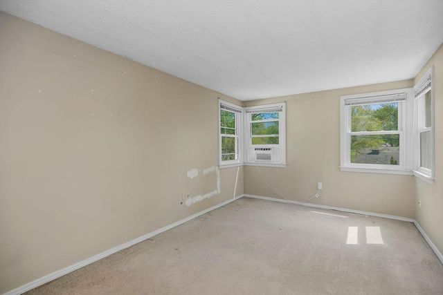 3405 S Arlington Avenue, Independence, MO 64052